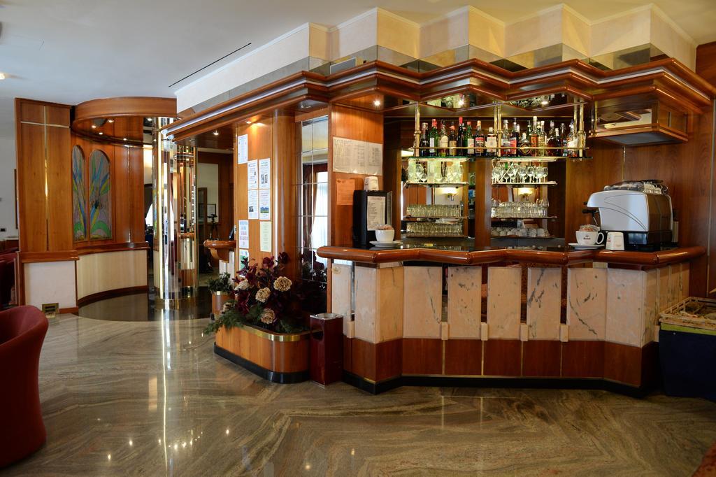 Hotel Posta Комано-Терме Экстерьер фото